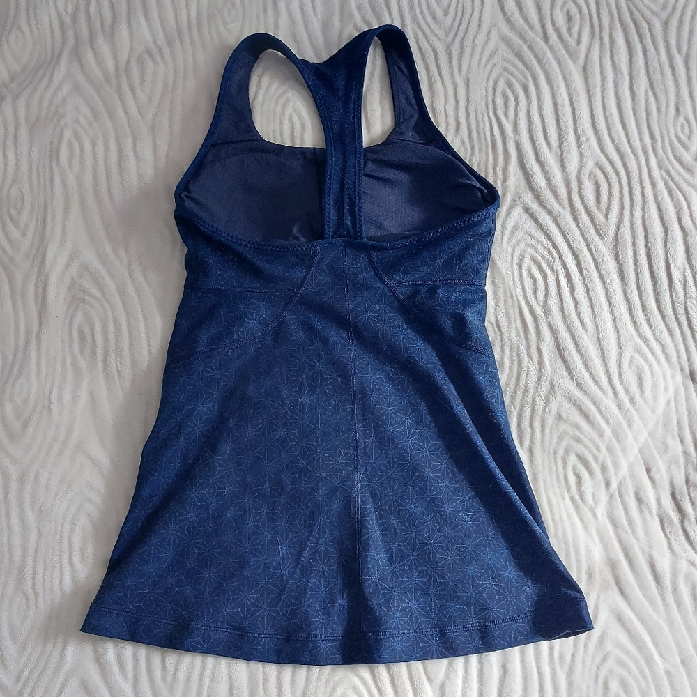 Lululemon Power Up Tank II in Sashiko Star Inkwell Rugged Blue Size 6